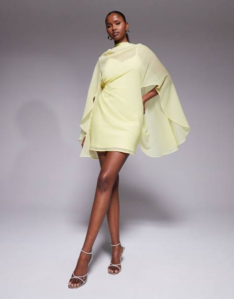 ASOS DESIGN - Robe courte drapée devant à col montant et manches cape oversize - Jaune - view 1
