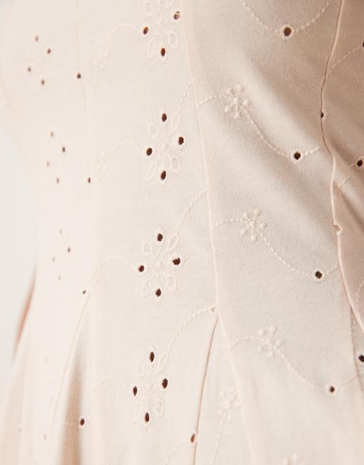 ASOS DESIGN - Robe courte en broderie anglaise à encolure carrée et godets - Crème, 3 de 4