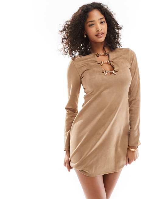 ASOS DESIGN Robe courte en daim a manches longues avec detail boucles Fauve ASOS