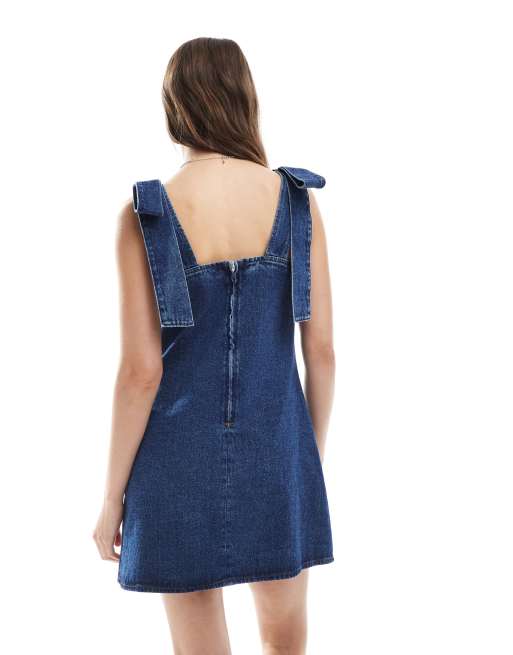 ASOS DESIGN - Robe courte en denim avec nœuds aux épaules et décolleté plongeant - Indigo, 3 de 4