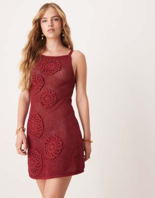 Robe courte en maille avec appliqués en crochet - Bordeaux-Rouge XS