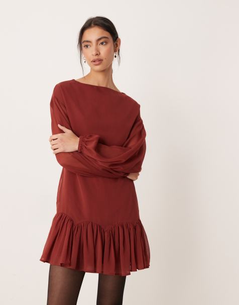 ASOS DESIGN - Robe courte en mousseline avec godets et encolure bateau - Bordeaux - view 1