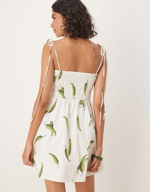 ASOS DESIGN - Robe courte en popeline de coton avec buste froncé et imprimé piment - Vert, 4 de 4