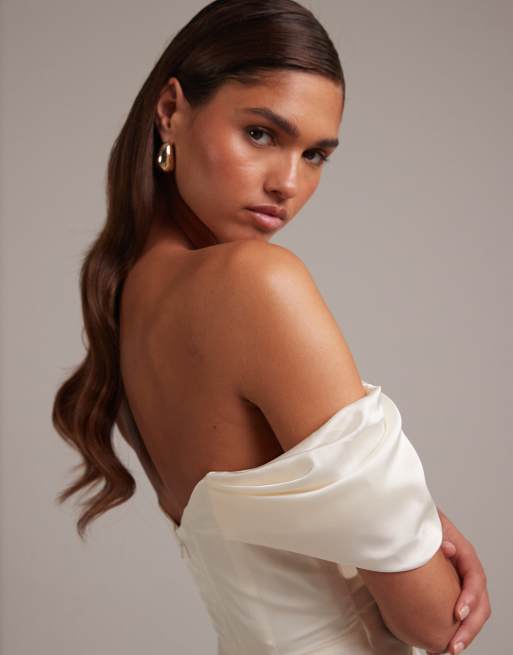 ASOS DESIGN - Robe courte en satin à épaules dénudées - Ivoire, 4 de 6