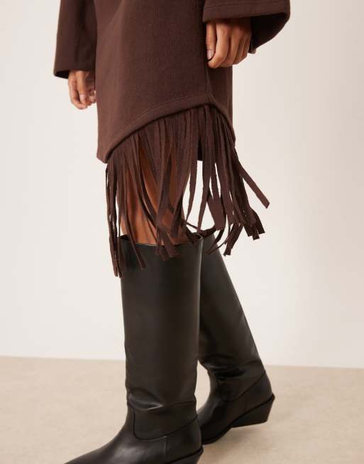 ASOS DESIGN - Robe courte et ultra douce à franges et col montant - Chocolat, 2 de 4