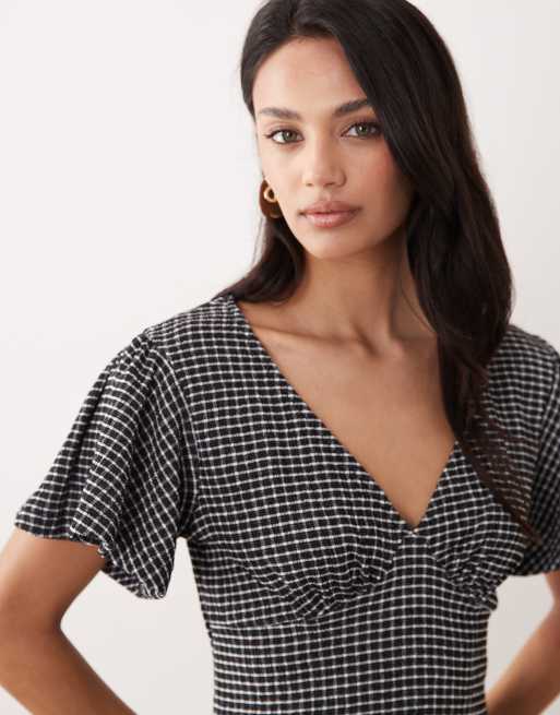 ASOS DESIGN - Robe courte fluide à col V et carreaux vichy texturés - Noir, 4 de 4