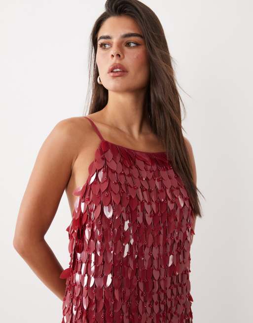 ASOS DESIGN robe courte ornée de perles rouge foncé, 3 de 4