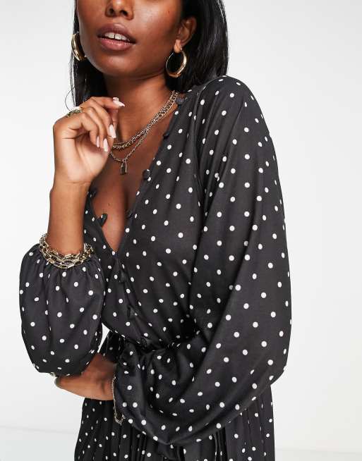 ASOS DESIGN Robe courte pliss e pois avec manches longues et