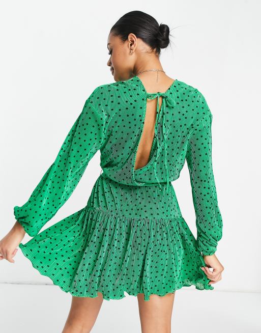 ASOS DESIGN Robe courte pliss e avec ceinture Vert pois