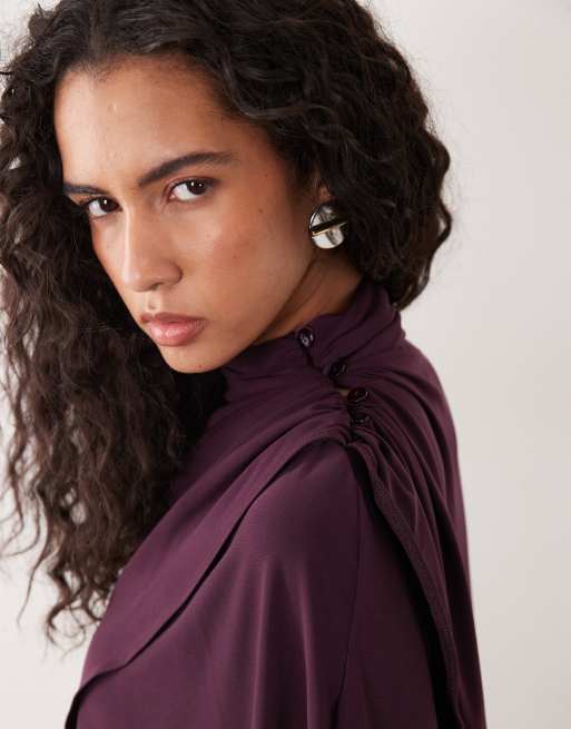 ASOS DESIGN robe courte près du corps à manches blousantes croisées couleur cassis, 4 de 4