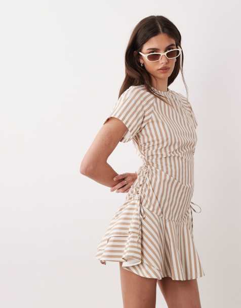 ASOS DESIGN - Robe courte rayée en popeline à manches courtes avec détails froncés et liens noués à la taille - Fauve - view 1