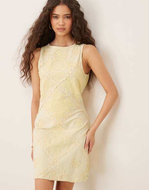 ASOS DESIGN - Robe courte sans manches au crochet à patchwork - Babeurre, 4 de 4