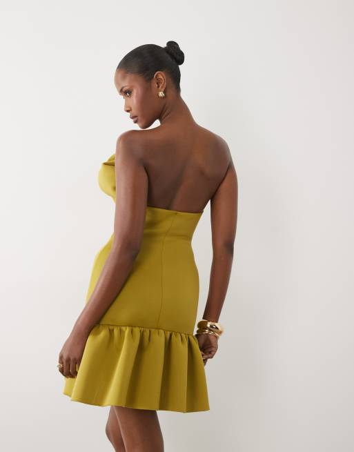 ASOS DESIGN - Robe courte structurée en imitation néoprène avec encolure Bardot froncée - Vert avocat, 4 de 4