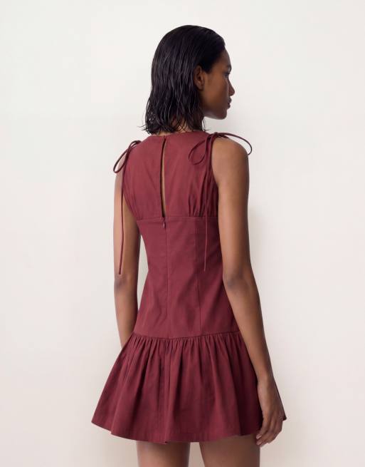 ASOS DESIGN - Robe décontractée courte en coton structuré avec liens noués à la taille basse - Bordeaux, 4 de 4