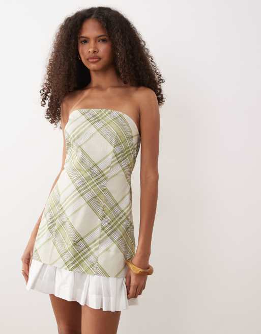ASOS DESIGN - Robe d'été courte bandeau en coton satiné avec ourlet à volants - Vert à carreaux, 2 de 4