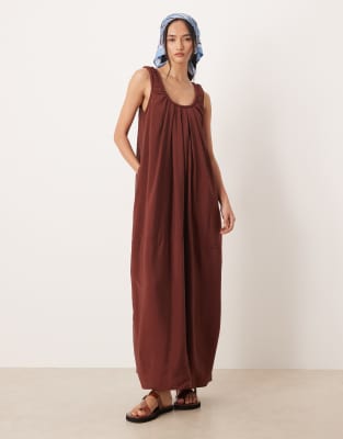 Robe d'été longue en tissu technique à encolure dégagée froncée - Rouille-Orange 36