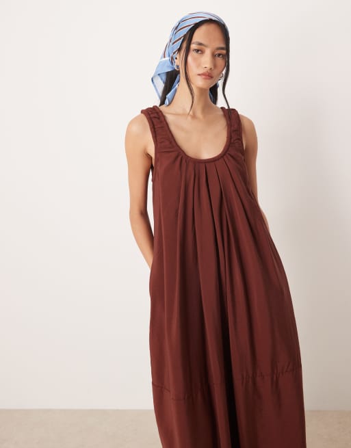 ASOS DESIGN - Robe d'été longue en tissu technique à encolure dégagée froncée - Rouille, 4 de 4