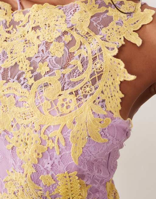 ASOS DESIGN - Robe en dentelle brodée et ornementée avec dos nu et découpes - Lilas, 4 de 4
