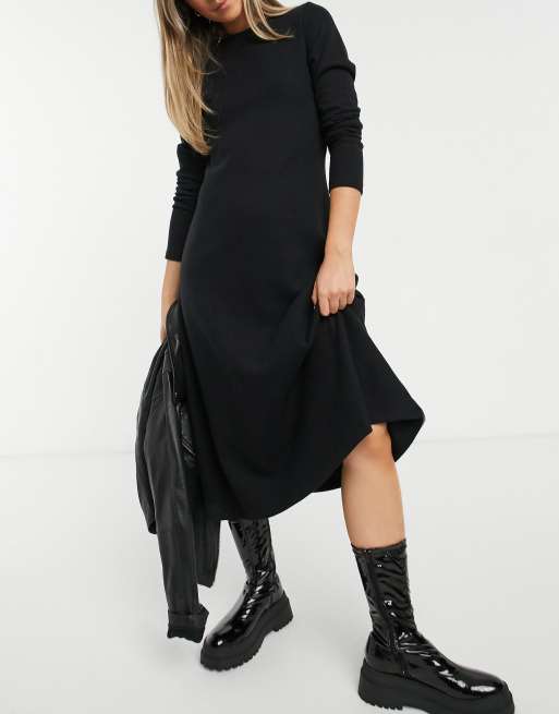 ASOS DESIGN Robe fluide mi longue super douce manches longues Noir