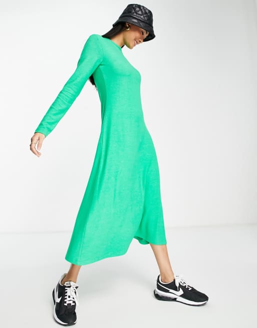 ASOS DESIGN Robe fluide mi longue ultra douce a manches longues Vert vif ASOS