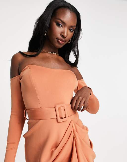 ASOS DESIGN - Robe fourreau mi-longue à encolure Bardot avec ceinture et jupe drapée - Fauve clair, 3 de 4