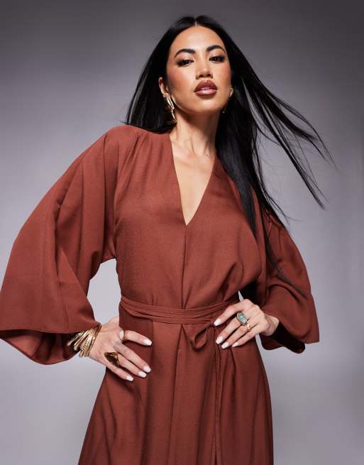 Kimono Robe Croisee ASOS DESIGN Robe Kimono Mi-longue Marron Foncé