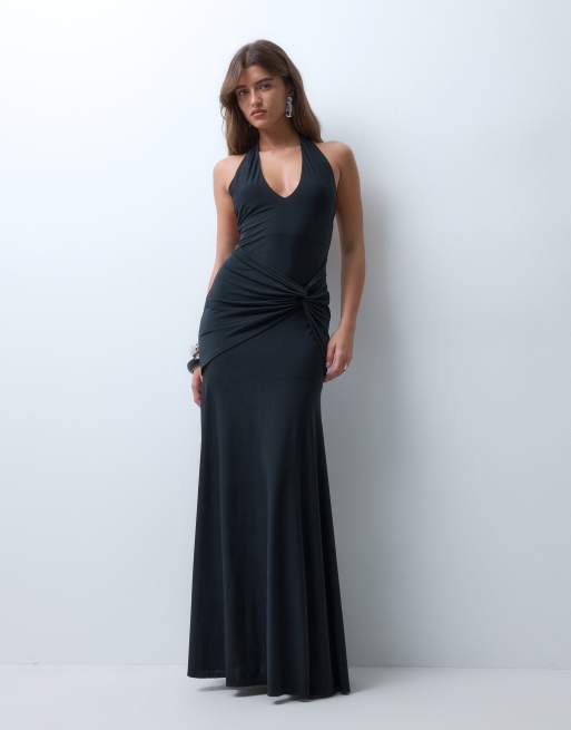 ASOS DESIGN robe longue à col halter avec détail torsadé à la taille en noir, 4 de 4