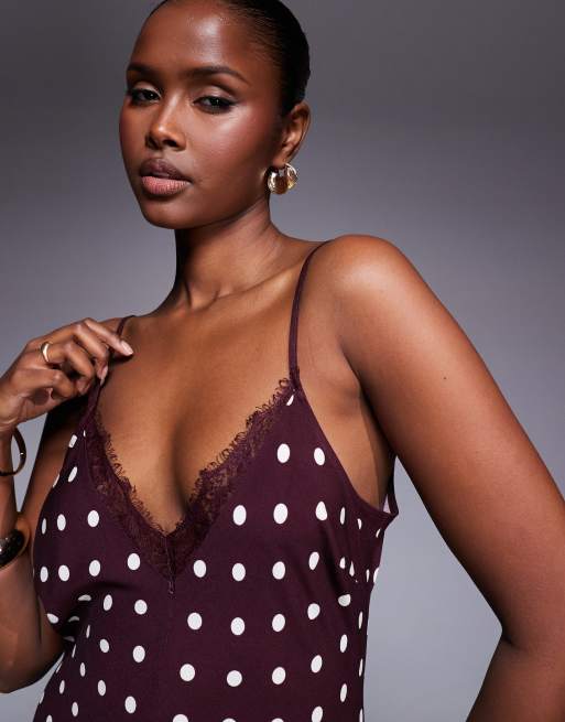 ASOS DESIGN - Robe longue à enfiler avec col en V et bords en dentelle - Chocolat à pois, 3 de 4