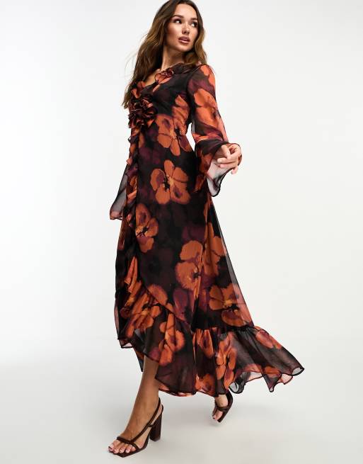 ASOS DESIGN Robe longue fleurs avec d collet plongeant et volants Rouille