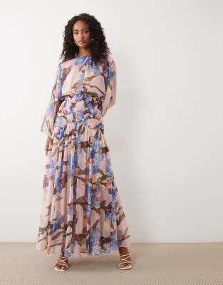 Robe longue à manches blousantes longues avec taille froncée et imprimé floral romantique-multicolore 36