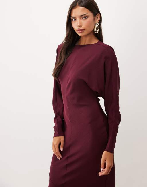 ASOS DESIGN robe longue à manches chauve-souris avec dos drapé en bordeaux, 2 de 4
