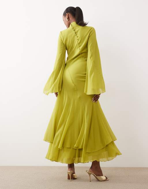 ASOS DESIGN - Robe longue à manches longues évasées et col montant avec volants à godets - Vert olive, 4 de 4