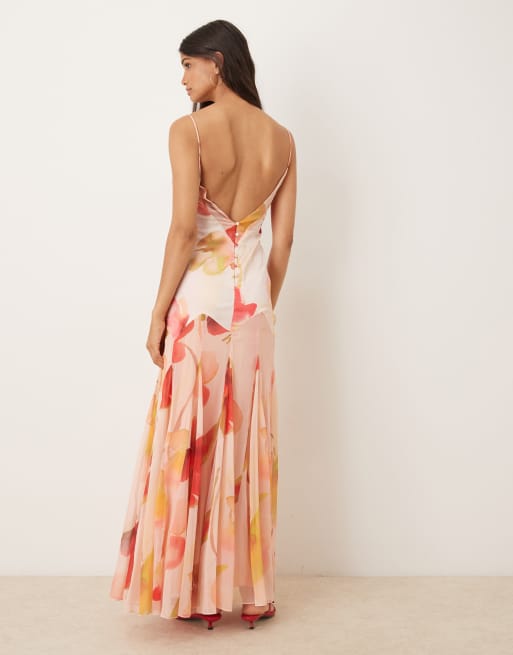 ASOS DESIGN - Robe longue à taille basse en satin et mousseline mélangés avec jupe ample à godets - Rose fleuri, 3 de 4