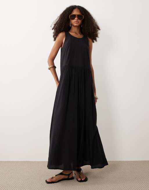 ASOS DESIGN - Robe longue à volants étagés et encolure dégagée en tissu technique - Noir