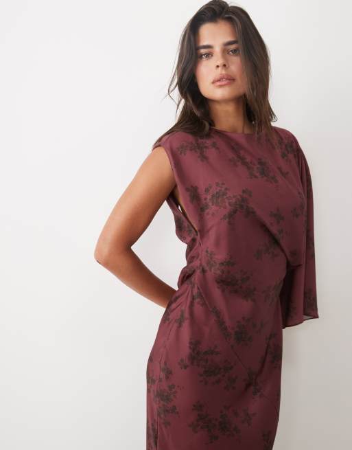 ASOS DESIGN robe longue asymétrique à dos nu imprimé fleuri rouge, 2 de 4