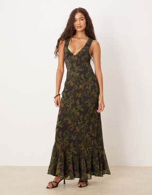 ASOS DESIGN - Robe longue avec bretelles croisées au dos et ourlet volanté à imprimé fleurs-Vert