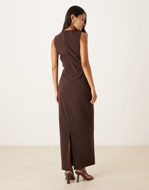 ASOS DESIGN - Robe longue avec découpe à l'avant - Marron, 3 de 4