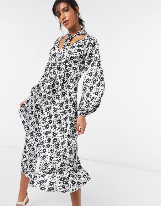 ASOS DESIGN - Robe longue boutonnée et nouée au col avec imprimé floral monochrome