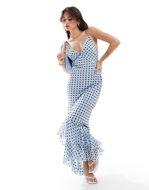 ASOS DESIGN - Robe longue col V à pois avec bretelles croisées dans le dos et bords effilochés - Bleu