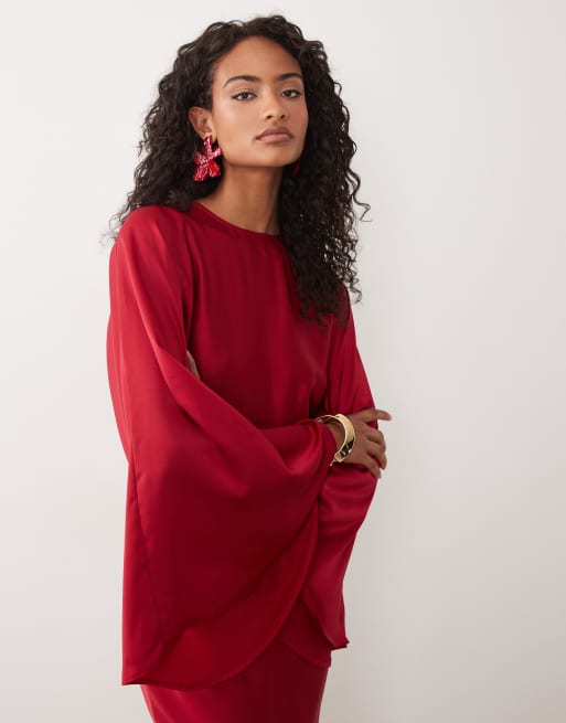 ASOS DESIGN - Robe longue coupée en biais à manches chauve-souris en satin mat - Rouge, 4 de 4