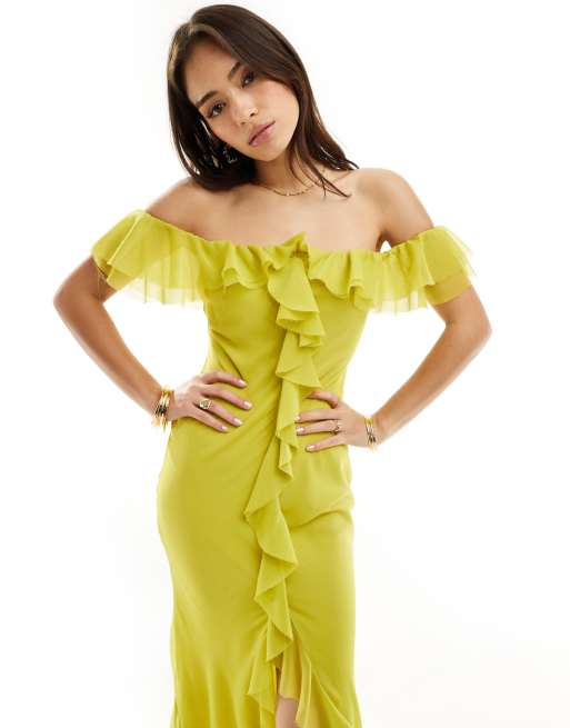 ASOS DESIGN Robe longue coupee en biais a volants et encolure bardot Citron vert ASOS