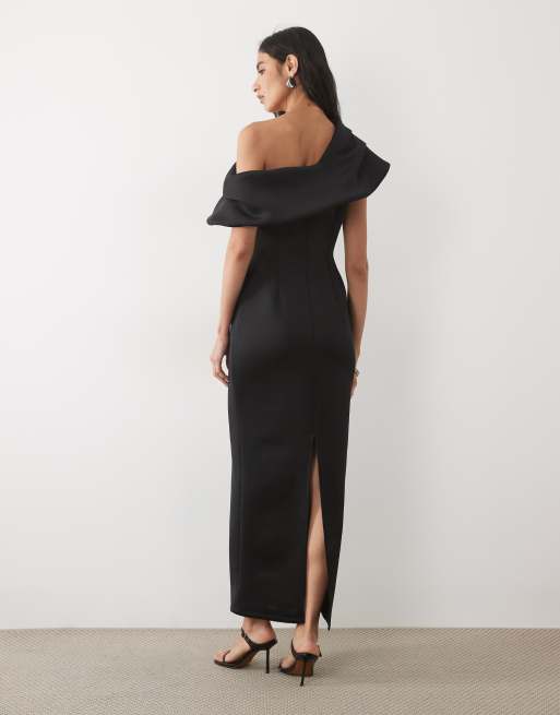 ASOS DESIGN robe longue crayon drapée à épaules dénudées en tissu style scuba noir, 4 de 4