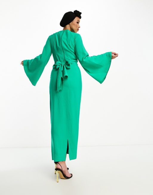 ASOS DESIGN Robe longue croisee a la taille avec col montant et manches evasees Vert emeraude