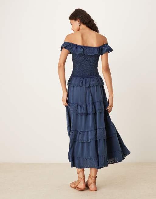 ASOS DESIGN - Robe longue de qualité supérieure à corsage froncé et volants brodés, 4 de 4