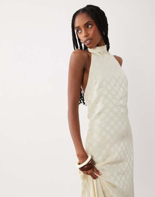 ASOS DESIGN - Robe longue dos nu à pois en mousseline transparente à col montant - Crème, 4 de 4