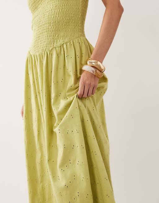 ASOS DESIGN - Robe longue en broderie anglaise avec corsage froncé - Vert clair, 4 de 4
