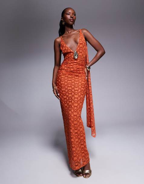 ASOS DESIGN - Robe longue en dentelle avec décolleté plongeant et détail drapé - Rouge - view 1