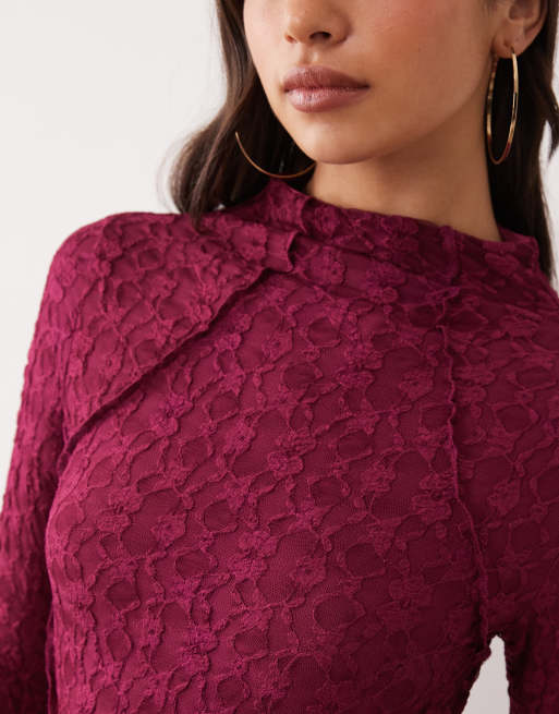 ASOS DESIGN robe longue en dentelle dos nu à col montant avec détails de coutures apparentes, framboise, 4 de 4