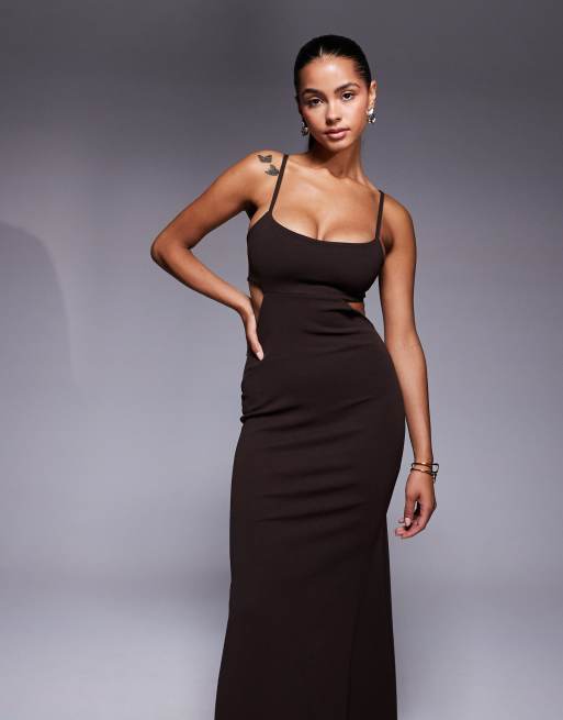 ASOS DESIGN - Robe longue en imitation néoprène et crêpe avec ourlet plongeant et découpes - Chocolat, 4 de 4