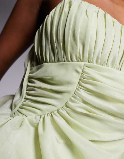 ASOS DESIGN - Robe longue en organdi avec jupe structurée et ourlet asymétrique - Vert sauge, 2 de 4